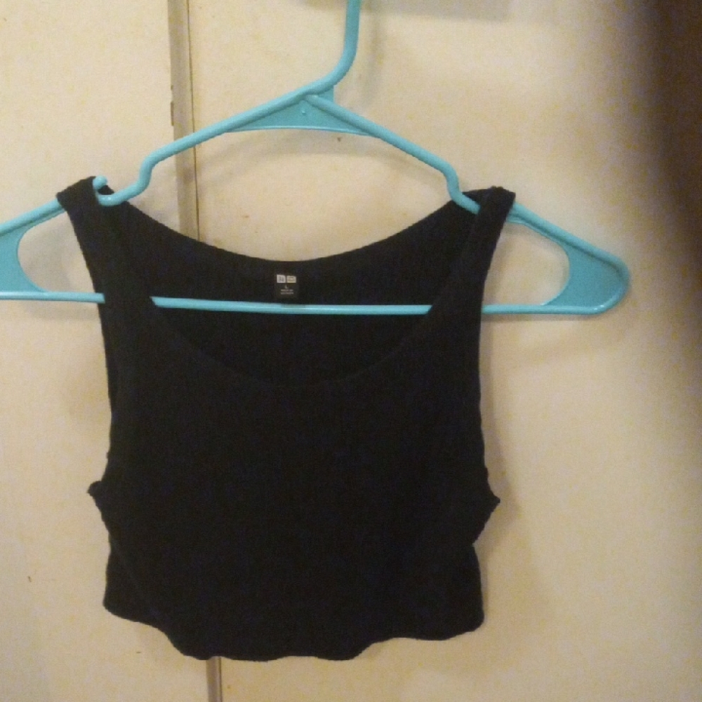 Uniqlo Black Tank Top